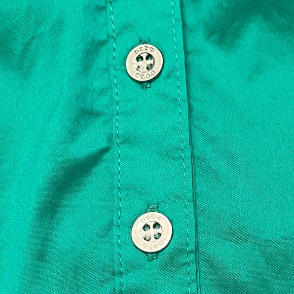 Bebe sleeveless button down shirt - Picture 2 of 6